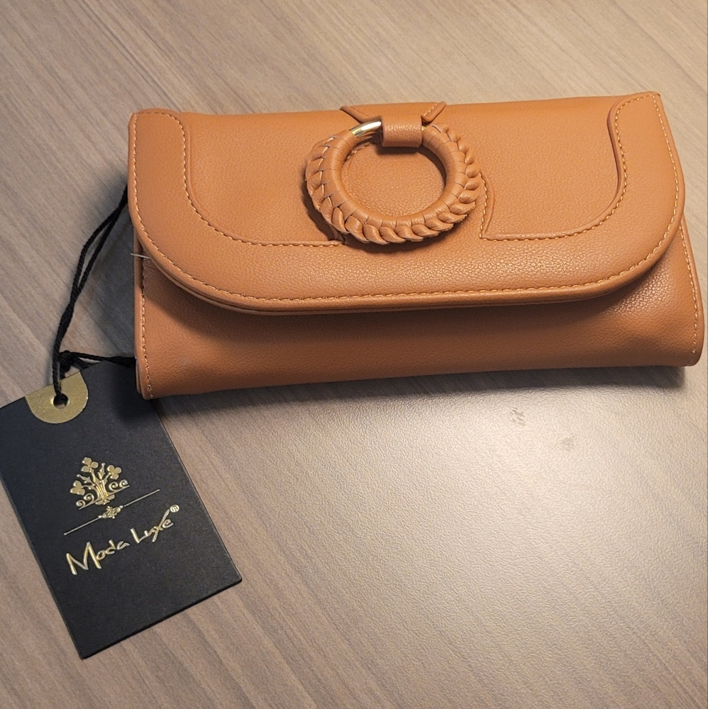 Moda Luxe Demi Wallet - Picture 5 of 13